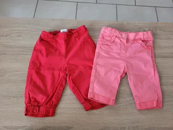 Lot de 2 pantacourts fille en 18 mois