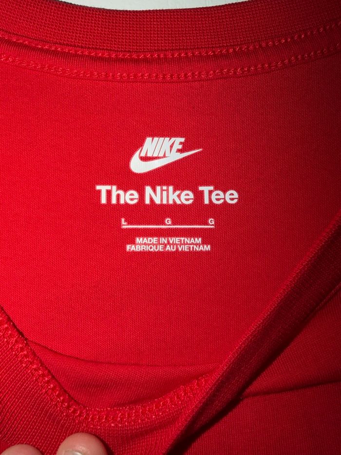 T-shirt Nike rouge - photo numéro 2