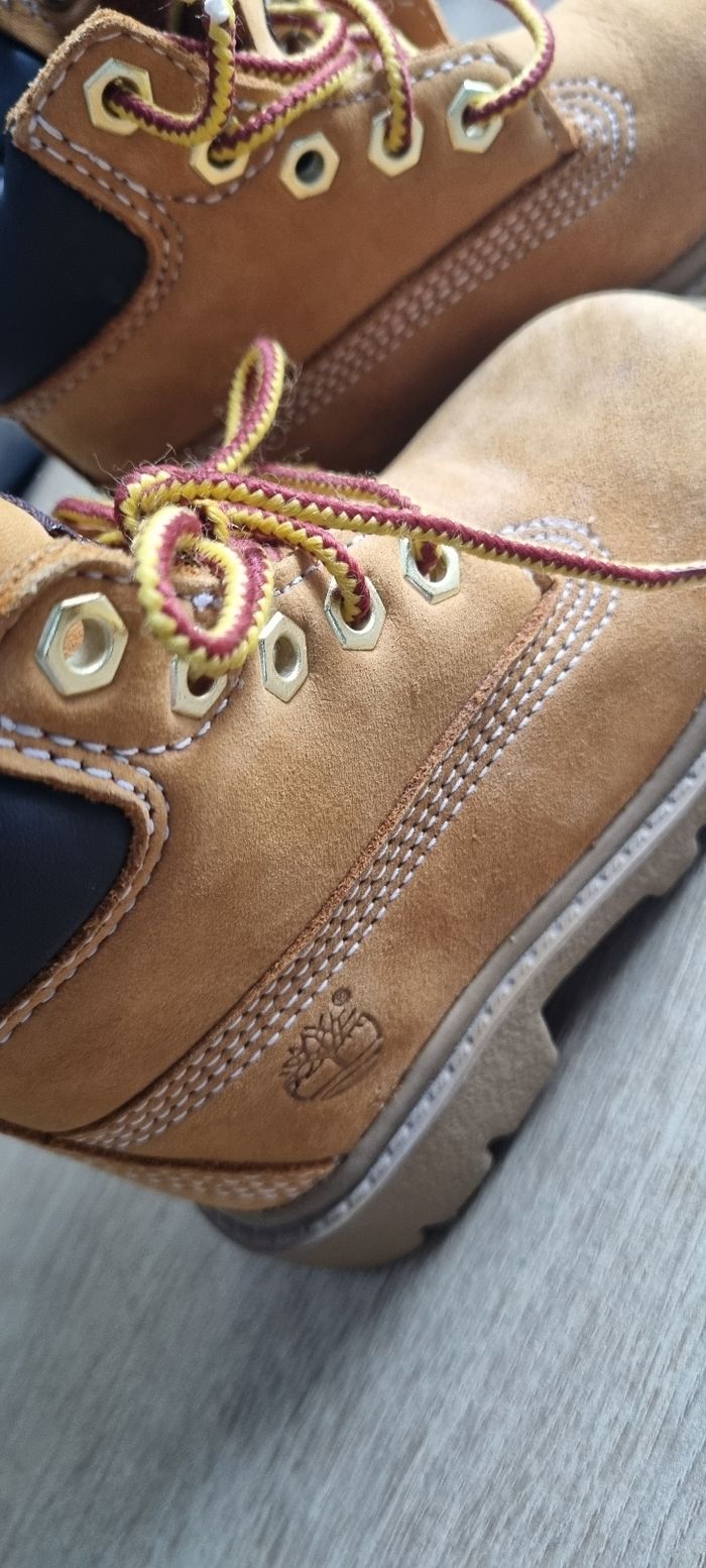 Boots bottines TIMBERLAND 22 superbes , comme neuves - photo numéro 2