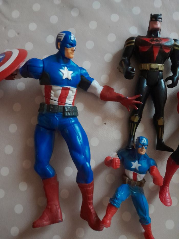 Figurines Super héros - photo numéro 3