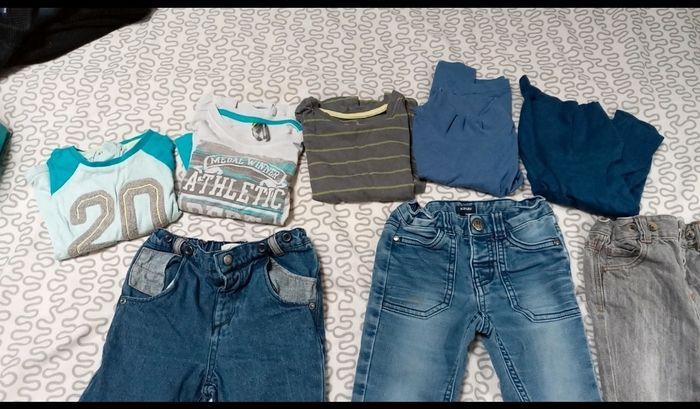 Gros lot vêtements en 3 ans - photo numéro 2