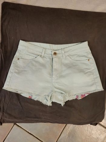 Magnifique short Mango.