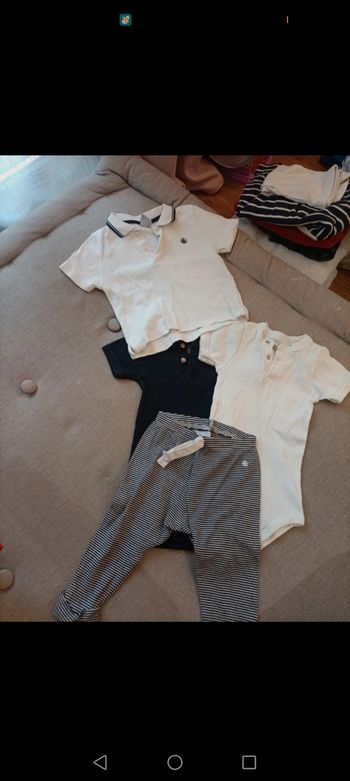 Ensemble petit bateau