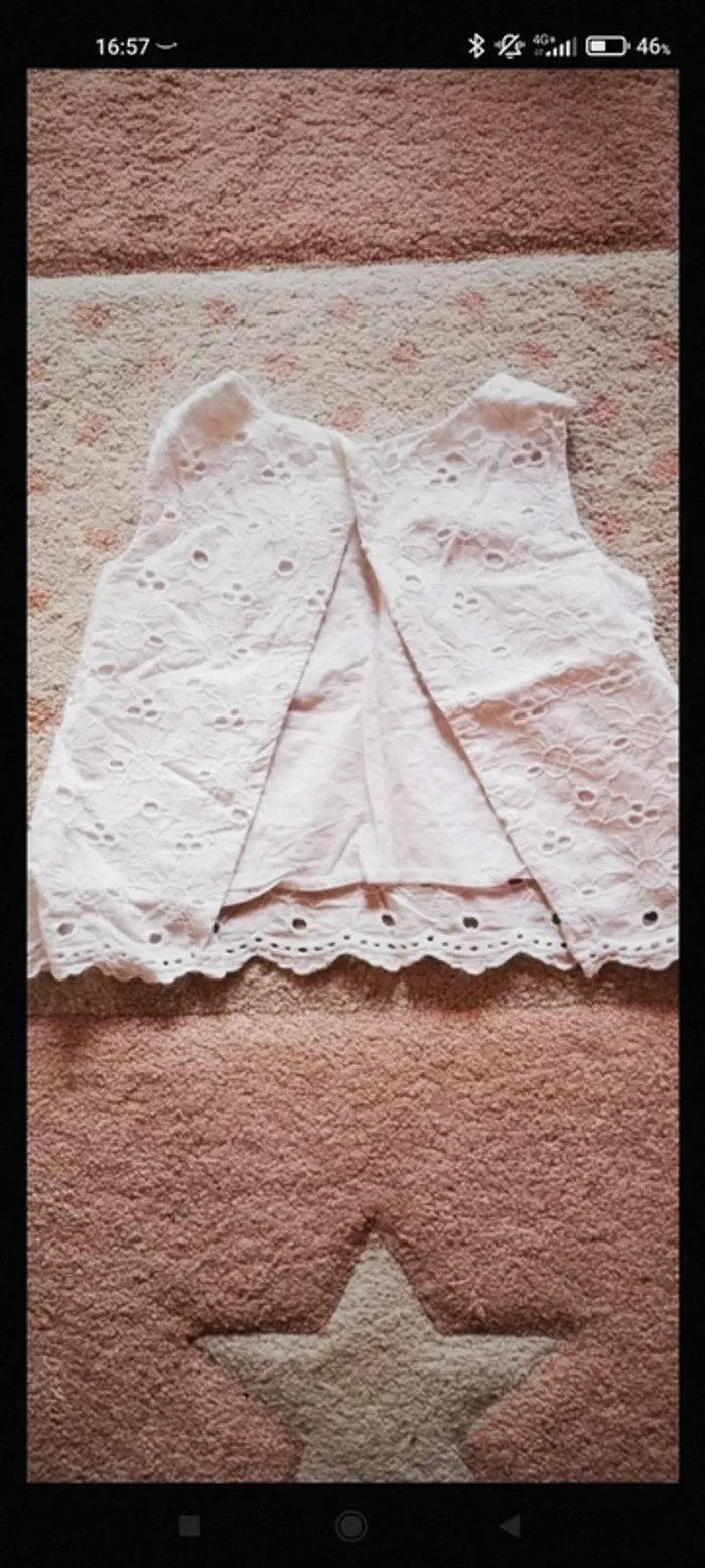 Tee-shirts et jupe - photo numéro 9