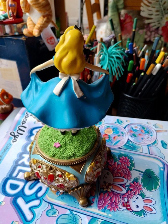 Shopdisney Japon, boîte à musique Disney Alice aux pays des merveilles - photo numéro 2