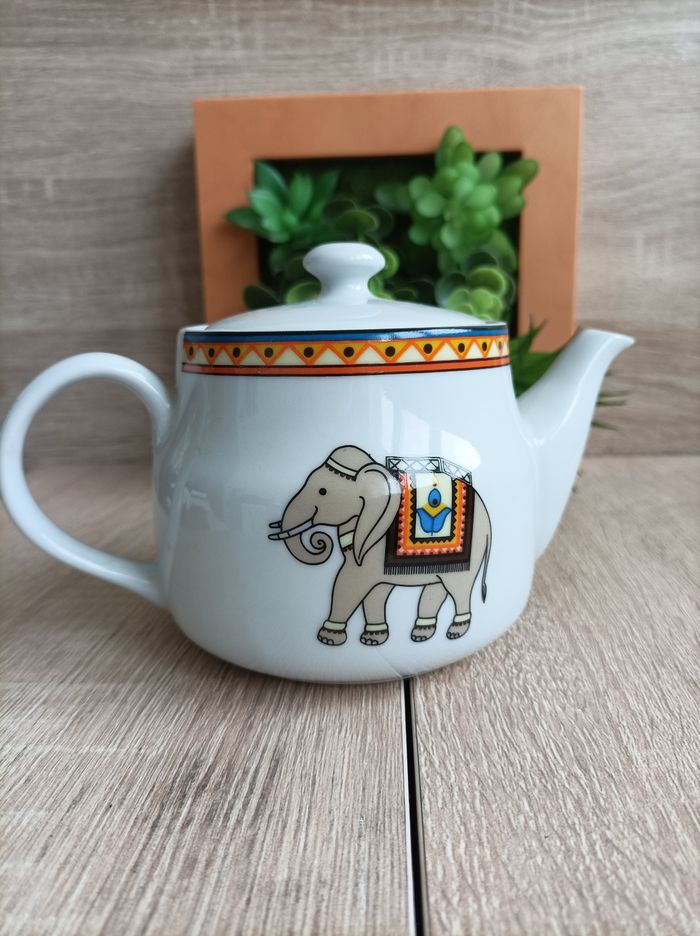 Théière motif éléphant - photo numéro 3