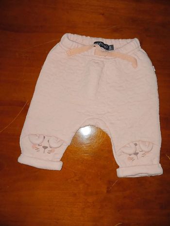 Sarouel 1 mois in extenso