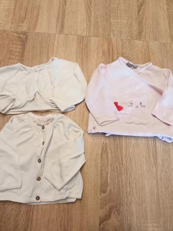 Lot gilets  6 mois