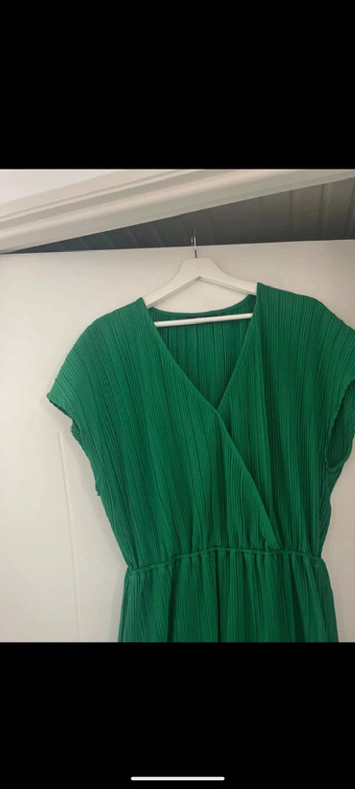 Robe verte - photo numéro 2