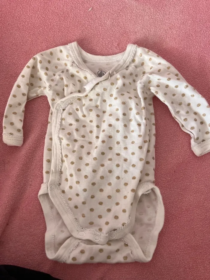 Lot de 9 bodys taille 1 mois - photo numéro 4
