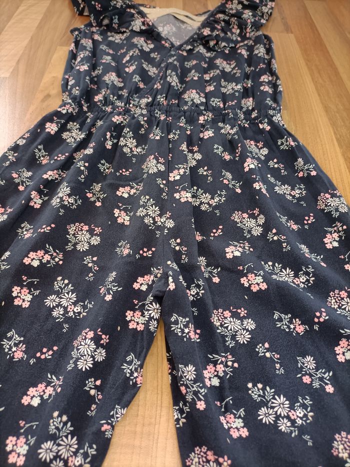 Jolie Combi pantalon bleu marine fleuri 8 ans Gémo - photo numéro 6
