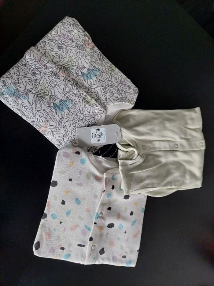 Lot de grenouillères filles 6/9 mois