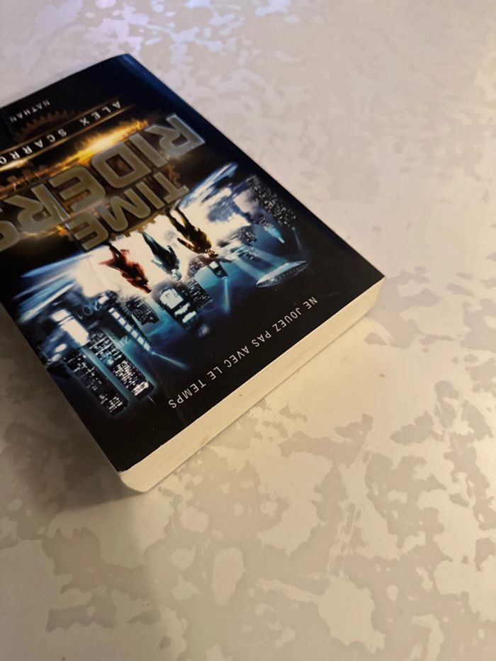 Livre Time riders - alex scarrow - photo numéro 4