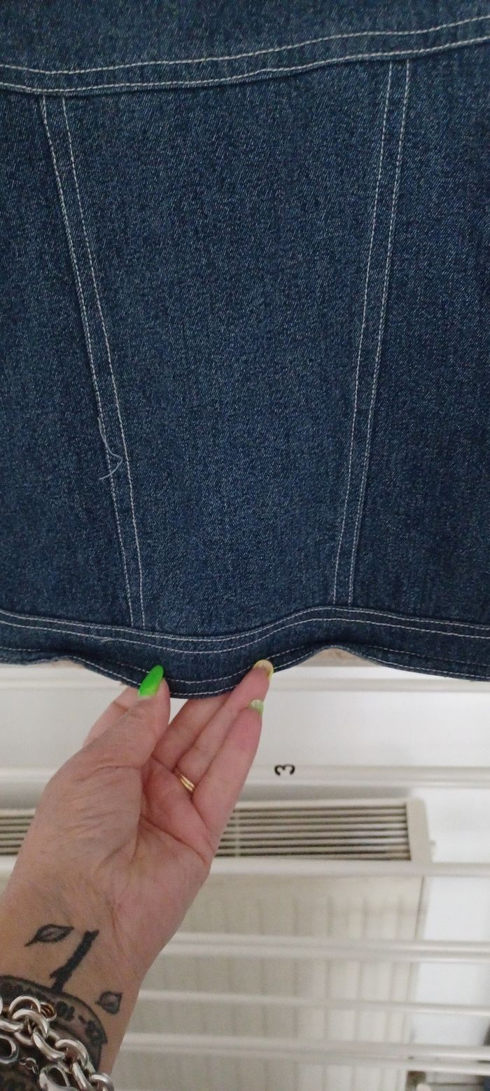Très jolie veste jeans sans manches fille T 8 ans - photo numéro 6