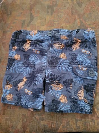 Short in extenso 68 cm