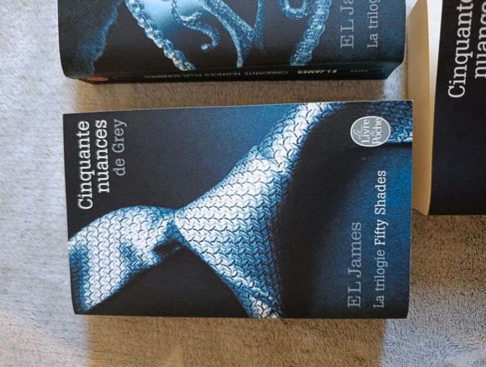 Trilogie Cinquante nuances de Grey de El James - photo numéro 2