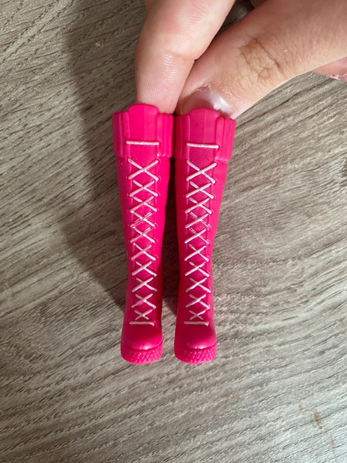 Chaussures poupée