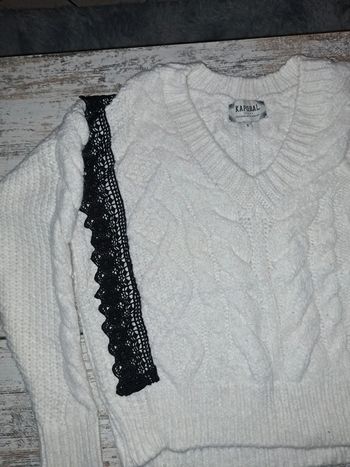 Pull  chaud kaporal à dentelle noire