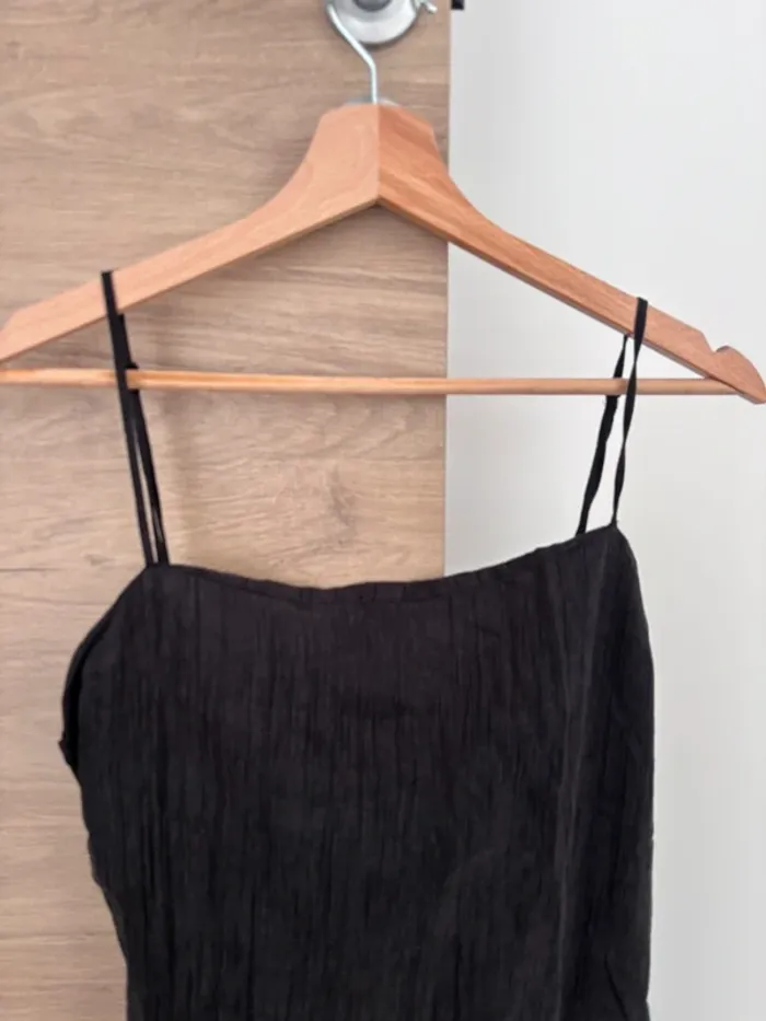 Mini robe noire - photo numéro 2