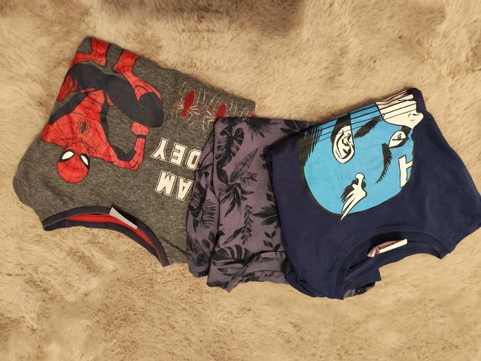 Lot de vêtements garçon 6 ans plus de 40 Vêtements