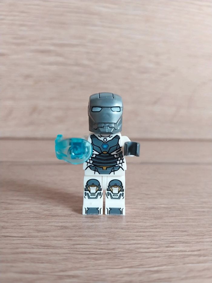 Figurine type lego Iron Man Marvel