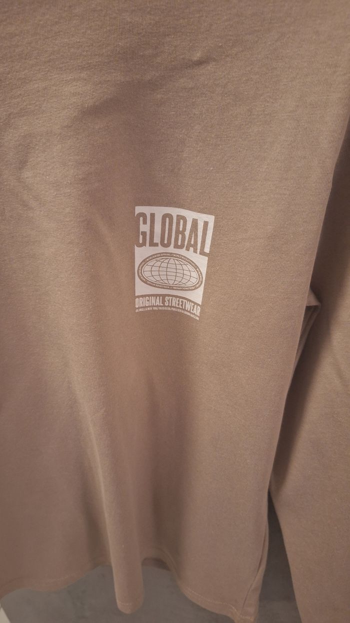 Tee-shirt uni beige manches longues col rond - photo numéro 4