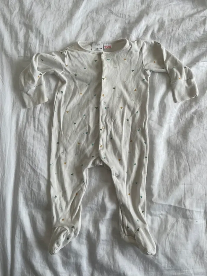 Pyjama Zara 3-6 mois - photo numéro 2