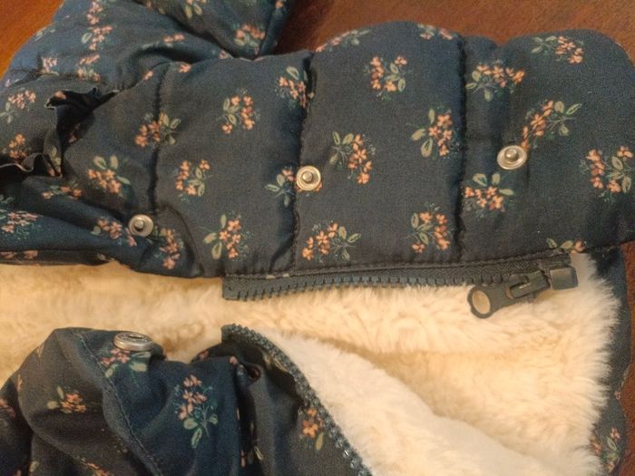 Superbe manteau  d'hiver bleu à fleurs - 9 mois - photo numéro 5