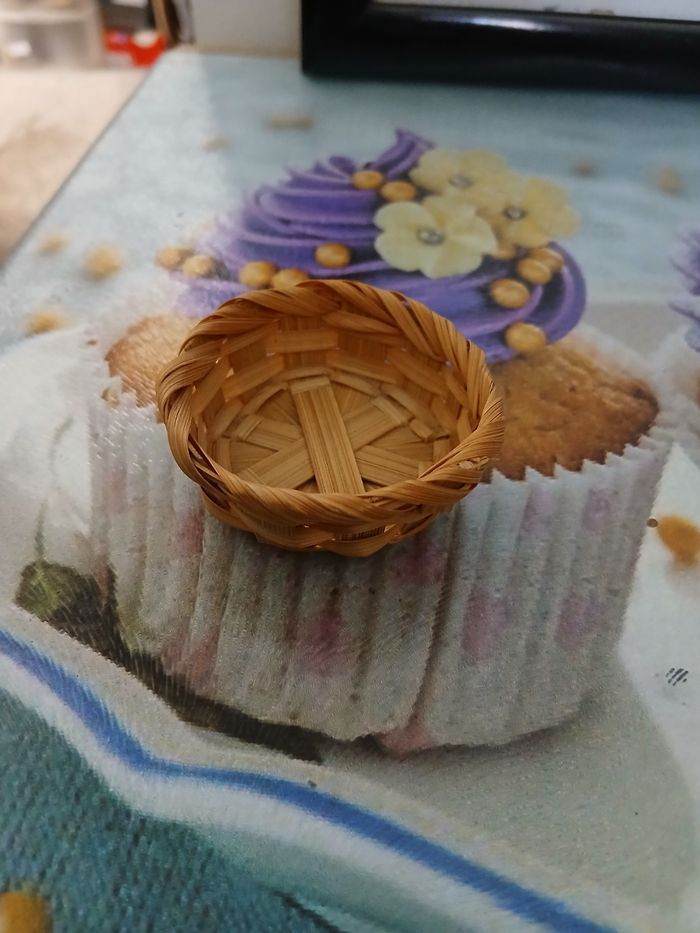 Petit panier de poupée - photo numéro 2