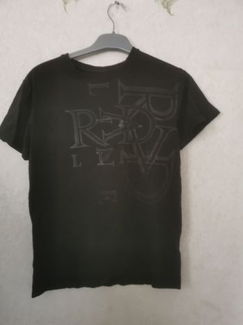 Tee-Shirt