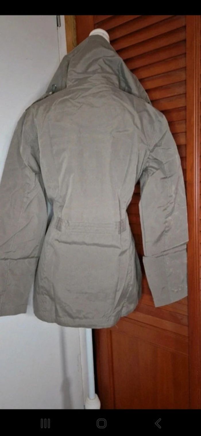 Parka neuve taille 42 - photo numéro 2