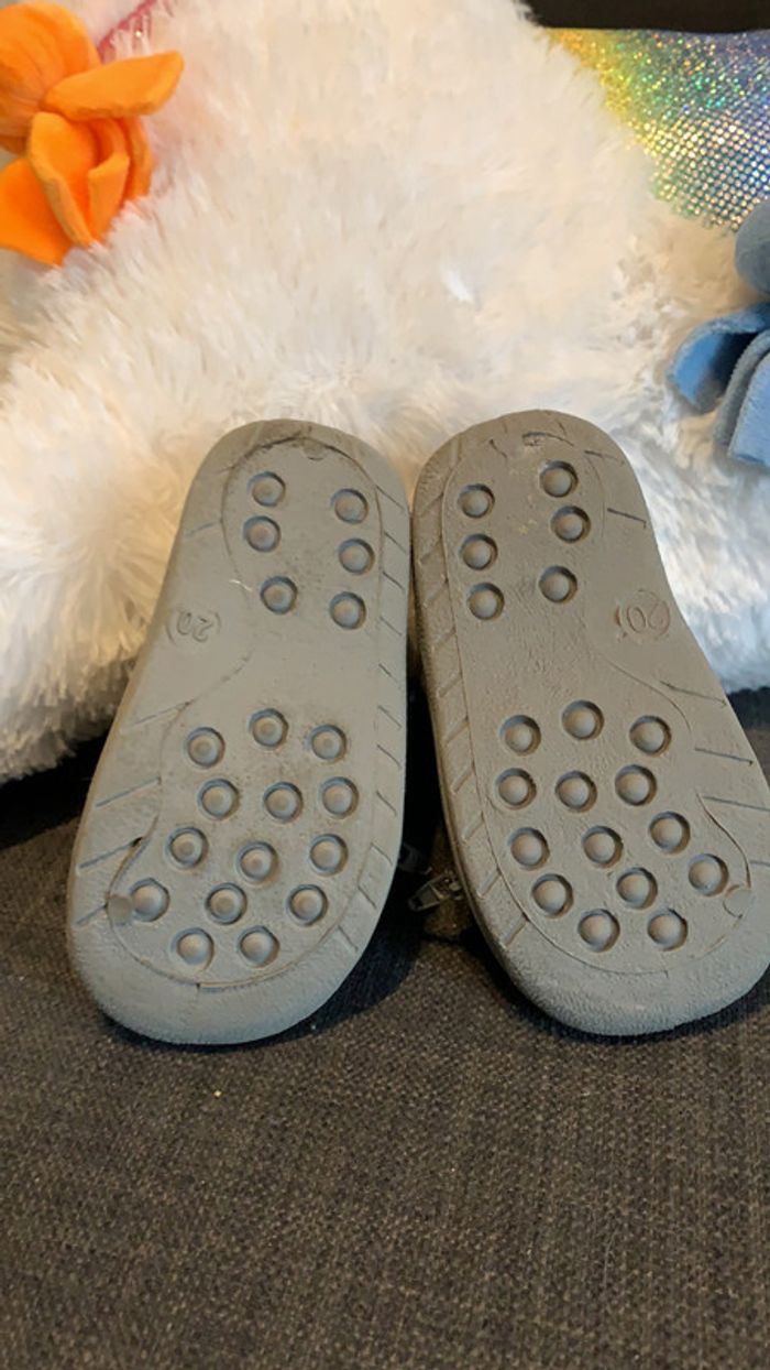 Chaussons gris petite souris pointure 20 - photo numéro 3