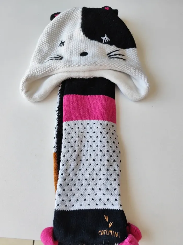 Ensemble bonnet et tour de cou catimini
