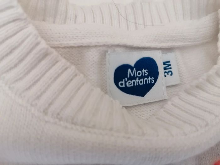 Pull léger à coeur brodé - photo numéro 3