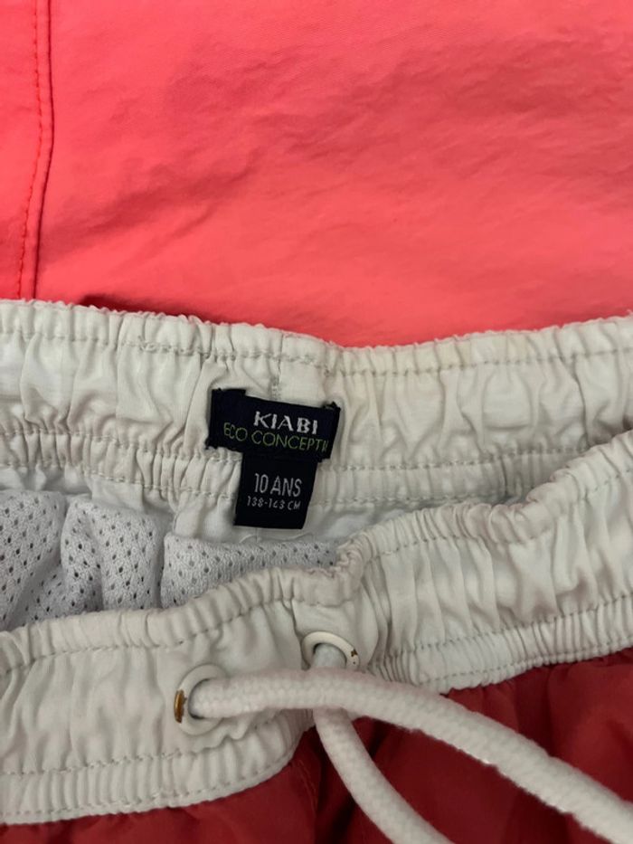 Lot 2 shorts de bain Kiabi et C&A taille 10 ans - photo numéro 3