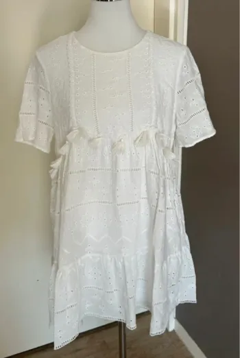 Zara robe blanche, bohème chic, broderie anglaise taille M/38
