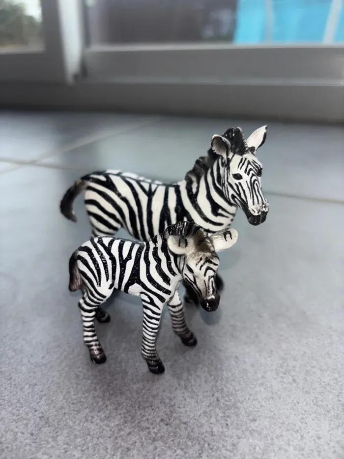Zèbre et bébé schleich