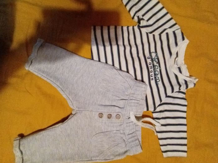 Ensemble pantalon tee shirt