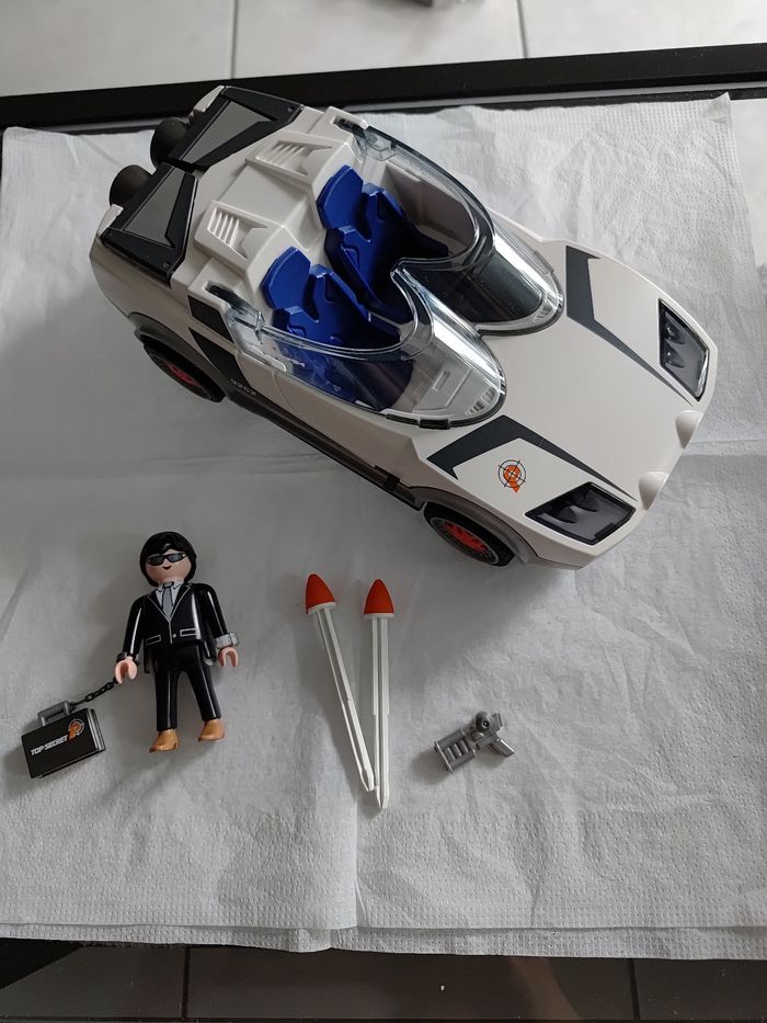Voiture de l’Agent Pilote. Playmobil n°9252