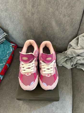 Baskets New Balance 2002R rose
