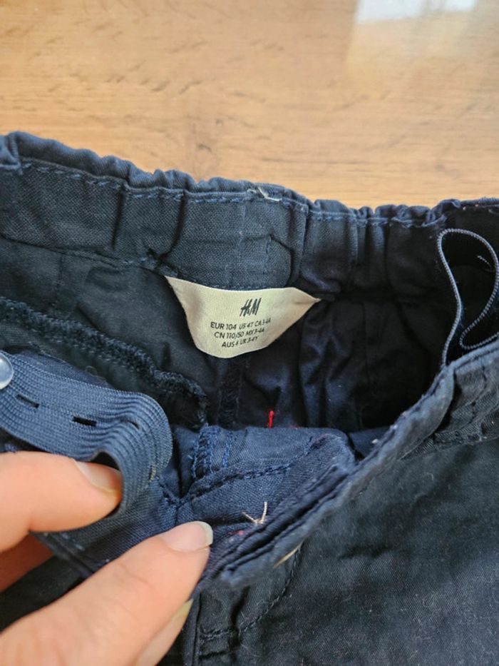 Lot de 4 short chino h&m 104 cm - photo numéro 10