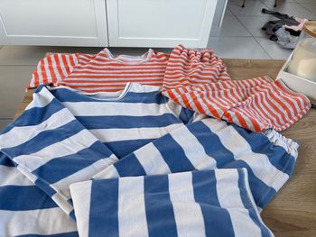 Lot deux pyjamas 10 ans