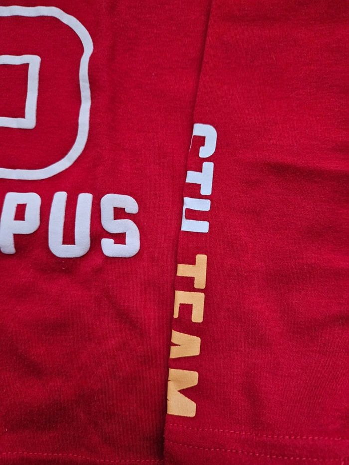 T.shirt manches longues rouge 5 ans - photo numéro 3