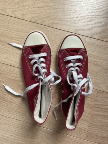 Chaussures type converse