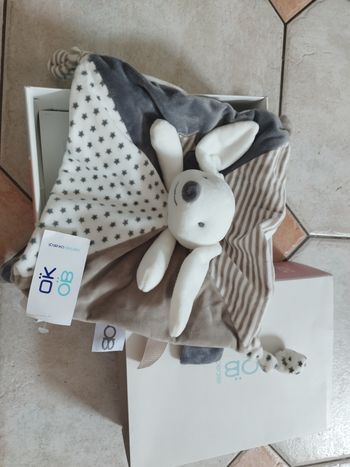 Doudou obaibi gris blanc  neuf