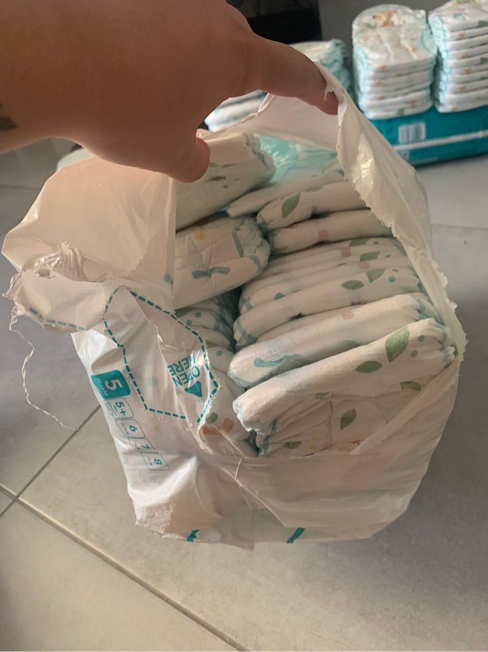 Couche Pampers taille 5 - photo numéro 2