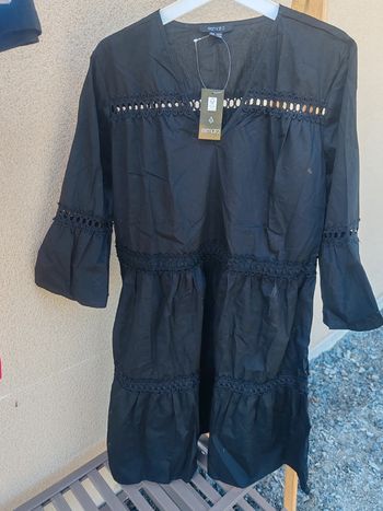 Robe neuve noir taille L 42/44