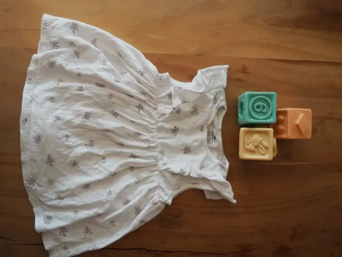 Robe H&M pour fille 68 cm