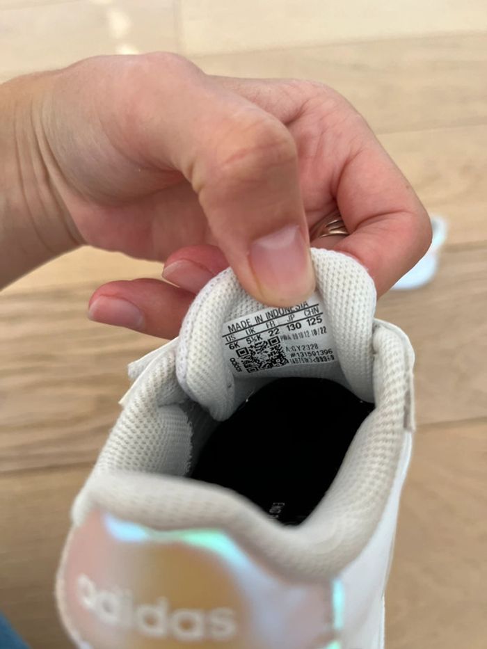 Basket adidas - photo numéro 4