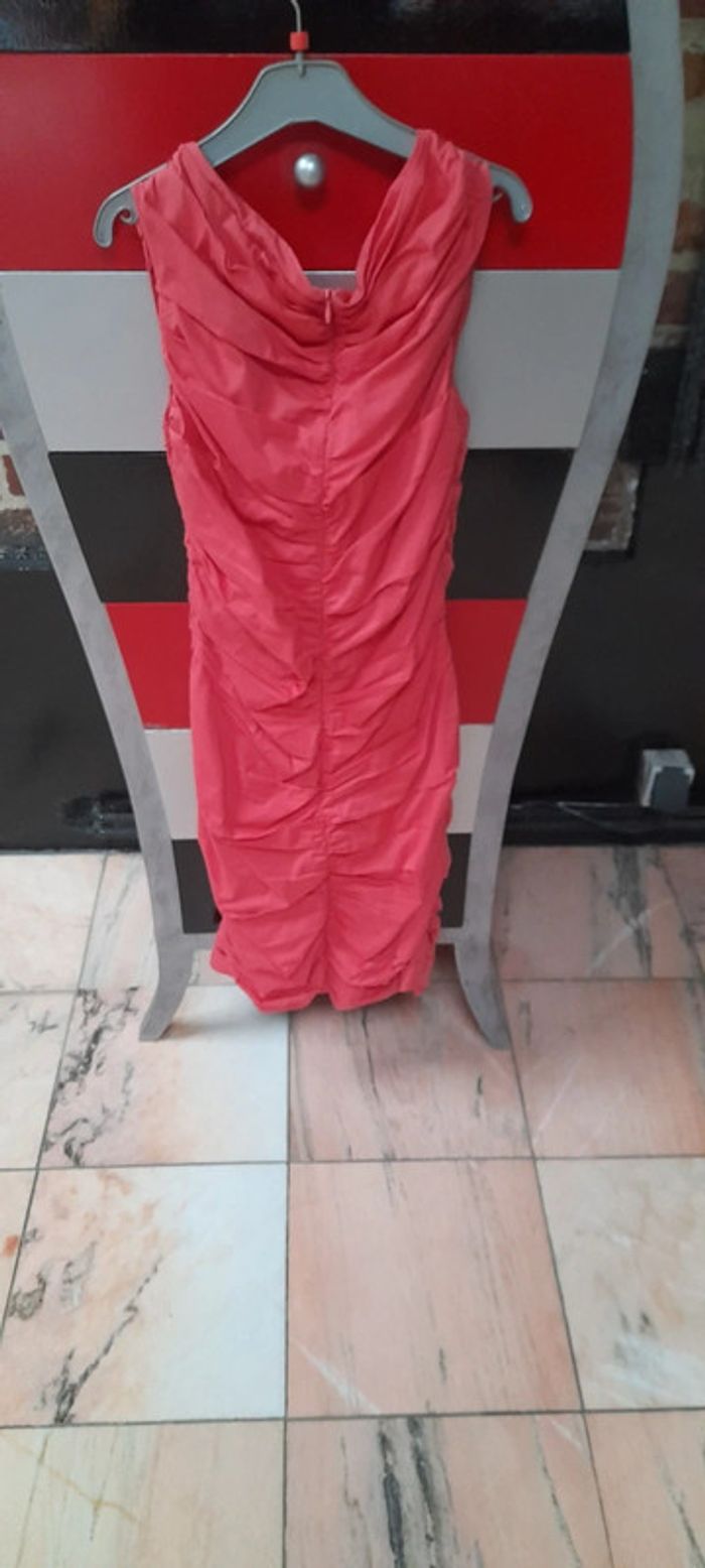 Robe rouge - photo numéro 2